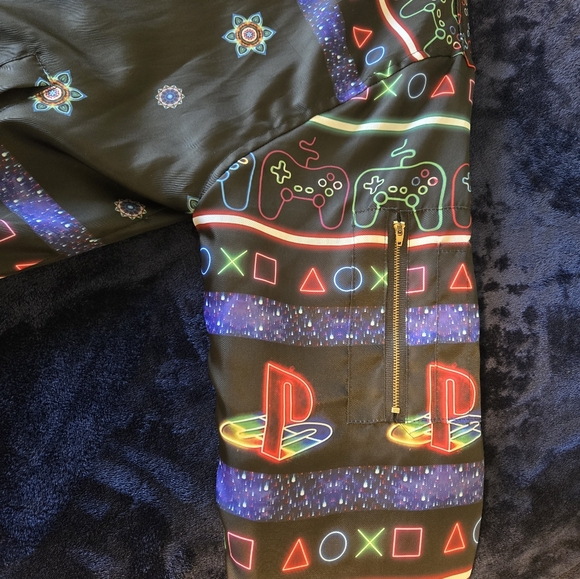 Jacket - Picture 8 of 11